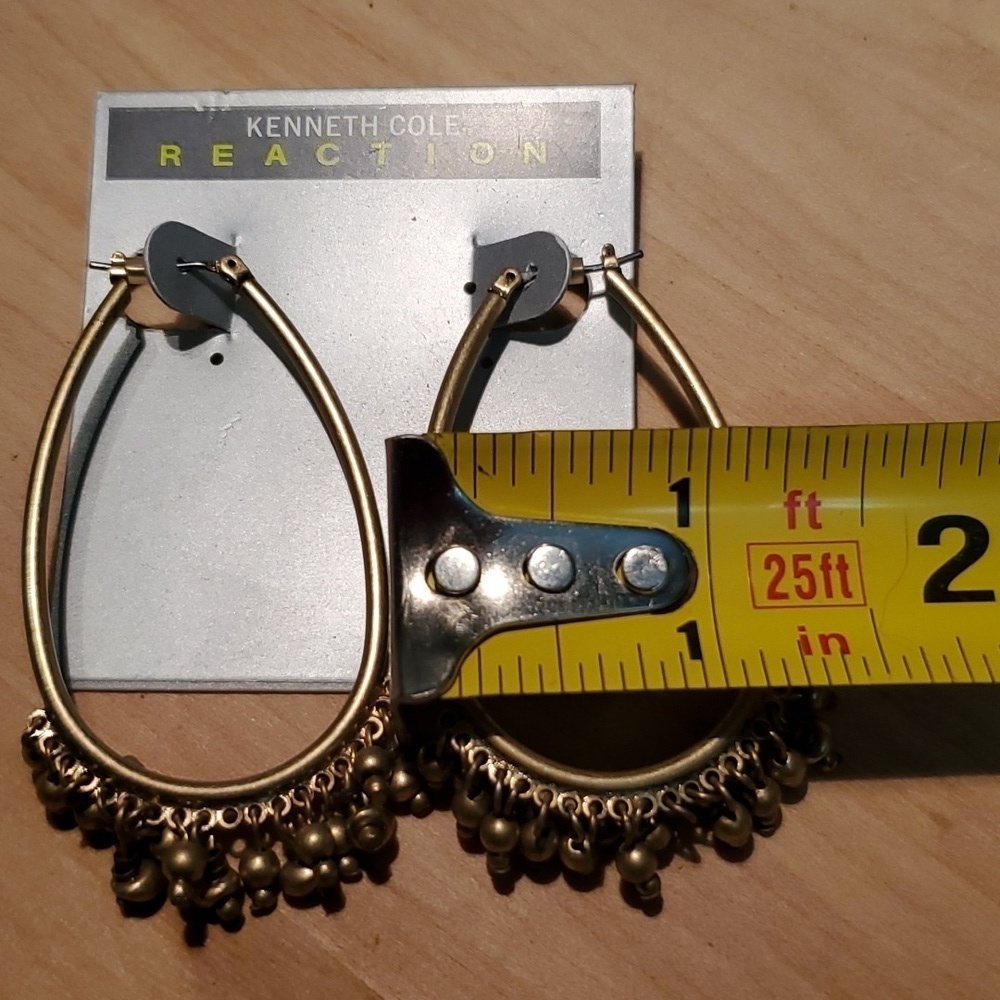 ❎️ NIB KENNETH COLE EARRINGS - Picture 3 of 7